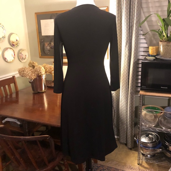 BCBG Paris Vintage 90's  Jersey black dress - - V-neck-long sleeved sz M - Picture 7 of 8